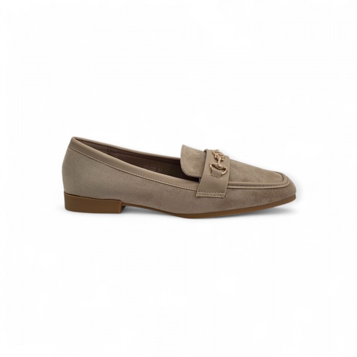 Κλασικό Μπεζ Loafer με Διακριτική Λεπτομέρεια Strap Loafers/Μοκασίνια