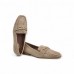 Κλασικό Μπεζ Loafer με Διακριτική Λεπτομέρεια Strap Loafers/Μοκασίνια
